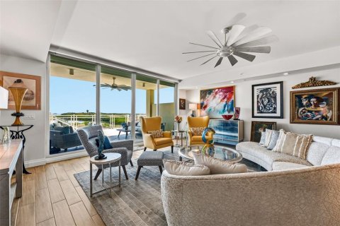 Condominio en venta en Tierra Verde, Florida, 3 dormitorios, 255.11 m2 № 2198609 - foto 29