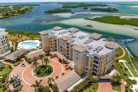 Condominio en venta en Tierra Verde, Florida, 3 dormitorios, 255.11 m2 № 2198609 - foto 2