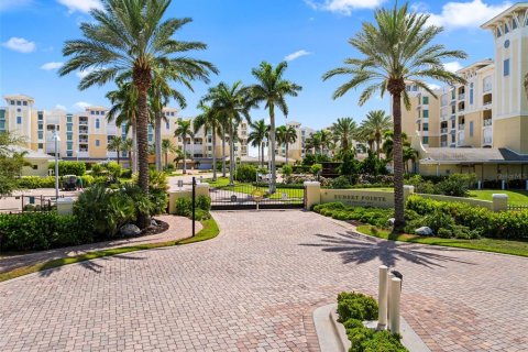 Condominio en venta en Tierra Verde, Florida, 3 dormitorios, 255.11 m2 № 2198609 - foto 17