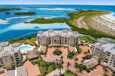 Condo in Tierra Verde, Florida, 3 bedrooms  № 2198609