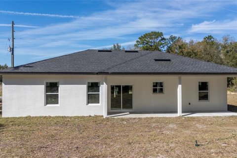 House in Citrus Springs, Florida 3 bedrooms, 142.05 sq.m. № 1733768 - photo 7