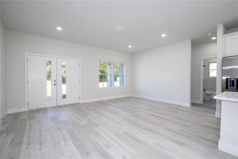 House in Citrus Springs, Florida 3 bedrooms, 142.05 sq.m. № 1733768 - photo 12