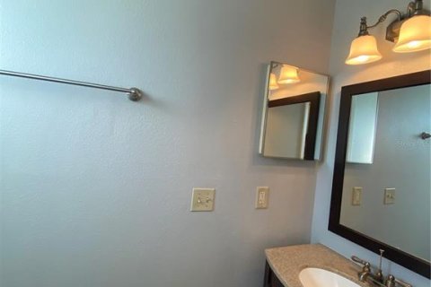 Townhouse in Casselberry, Florida 3 bedrooms, 139.17 sq.m. № 1885271 - photo 13