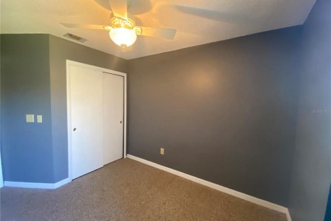 Townhouse in Casselberry, Florida 3 bedrooms, 139.17 sq.m. № 1885271 - photo 18