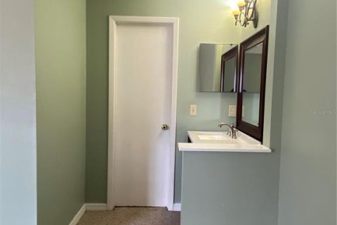 Townhouse in Casselberry, Florida 3 bedrooms, 139.17 sq.m. № 1885271 - photo 15