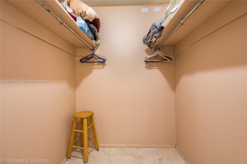 Copropriété à vendre à Hallandale Beach, Floride: 1 chambre, 68.84 m2 № 2088611 - photo 24