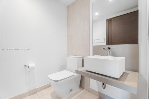Condominio en venta en Miami, Florida, 3 dormitorios, 156.54 m2 № 1888870 - foto 10