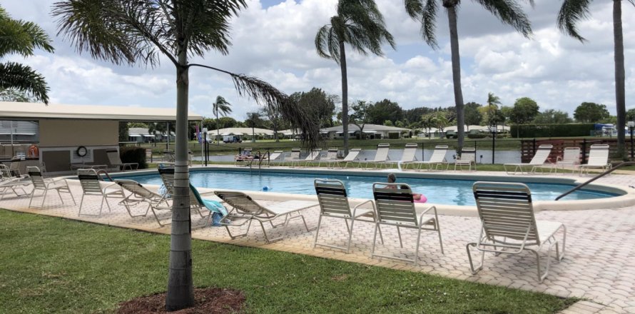 Villa ou maison à Delray Beach, Floride 1 chambre, 84.73 m2 № 1047882