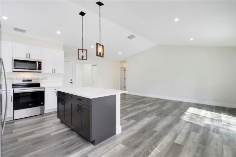 Casa en venta en Jupiter, Florida, 3 dormitorios, 107.02 m2 № 1743936 - foto 8