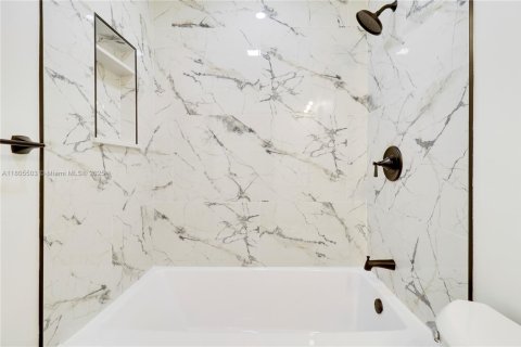 Casa en venta en Jupiter, Florida, 3 dormitorios, 107.02 m2 № 1743936 - foto 14