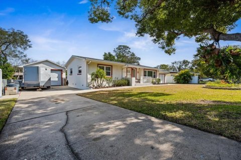 House in Daytona Beach, Florida 2 bedrooms, 142.14 sq.m. № 1524310 - photo 12