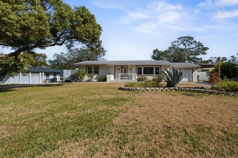 House in Daytona Beach, Florida 2 bedrooms, 142.14 sq.m. № 1524310 - photo 11