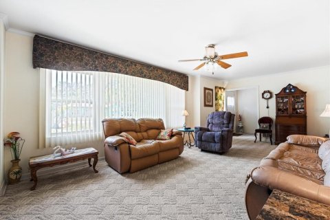 House in Daytona Beach, Florida 2 bedrooms, 142.14 sq.m. № 1524310 - photo 17