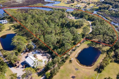 Villa ou maison à vendre à New Smyrna Beach, Floride: 3 chambres, 232.26 m2 № 1787741 - photo 4