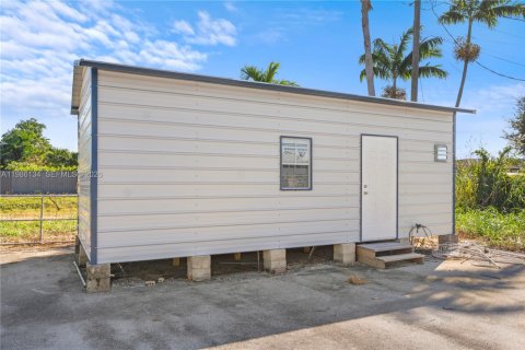 Купить земельный участок в Хомстед, Флорида № 2048043 - фото 12