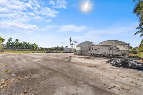 Купить земельный участок в Хомстед, Флорида № 2048043 - фото 16