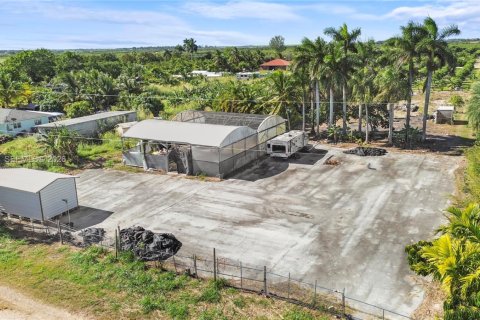 Купить земельный участок в Хомстед, Флорида № 2048043 - фото 2