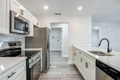 Villa ou maison à vendre à Homosassa, Floride: 3 chambres, 136.75 m2 № 1825365 - photo 14