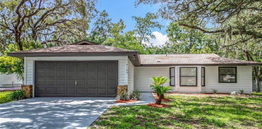 Villa ou maison à Homosassa, Floride 3 chambres, 136.75 m2 № 1825365
