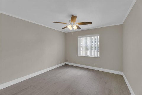 Condo in Fort Lauderdale, Florida, 2 bedrooms  № 2191224 - photo 17