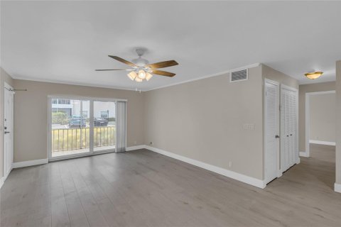 Condo in Fort Lauderdale, Florida, 2 bedrooms  № 2191224 - photo 10