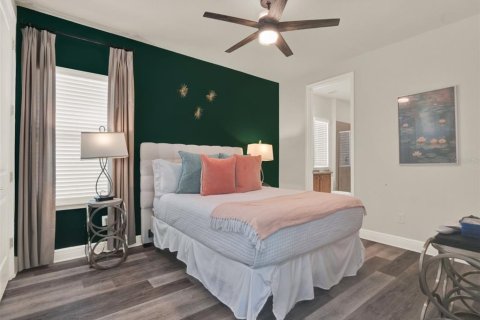 Casa en venta en Kissimmee, Florida, 5 dormitorios, 309.18 m2 № 1907002 - foto 23