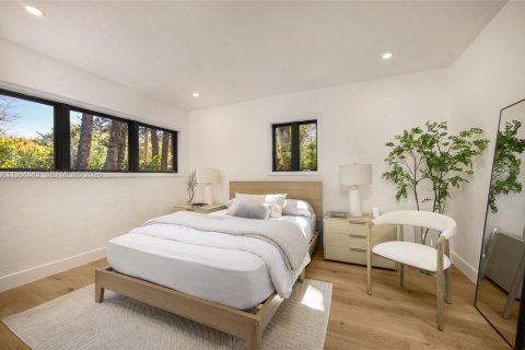 Купить виллу или дом в Майами, Флорида 4 спальни, 218.6м2, № 2048659 - фото 11