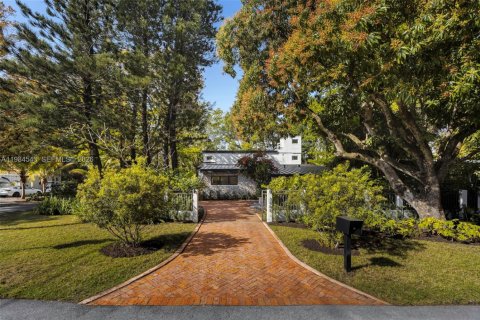 Купить виллу или дом в Майами, Флорида 4 спальни, 218.6м2, № 2048659 - фото 26