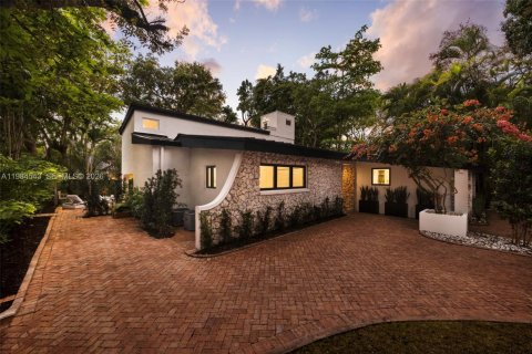 Купить виллу или дом в Майами, Флорида 4 спальни, 218.6м2, № 2048659 - фото 23