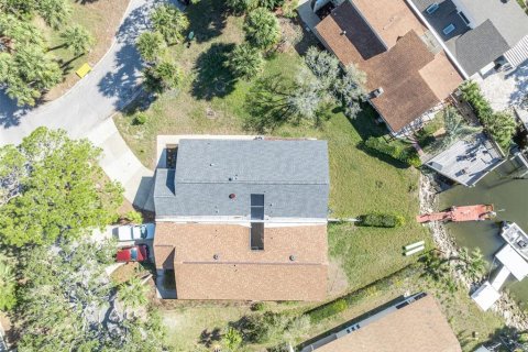 House in New Port Richey, Florida 2 bedrooms, 132.94 sq.m. № 2104378 - photo 25
