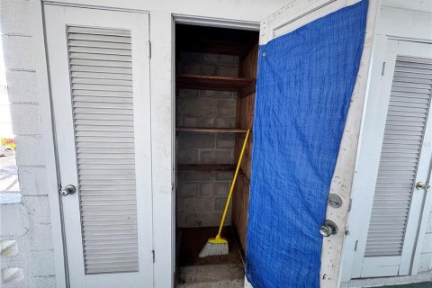 Condominio en venta en Bradenton, Florida, 1 dormitorio, 53.51 m2 № 2145070 - foto 16