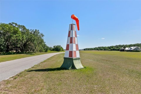 Land in Groveland, Florida № 1733901 - photo 13