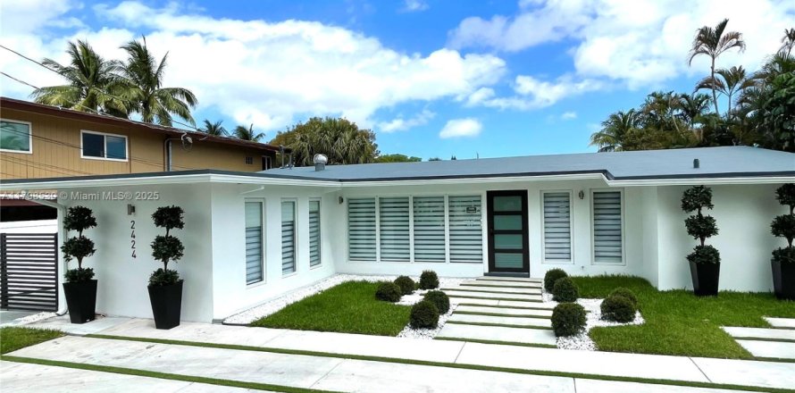 Villa ou maison à Fort Lauderdale, Floride 3 chambres, 149.57 m2 № 1861397