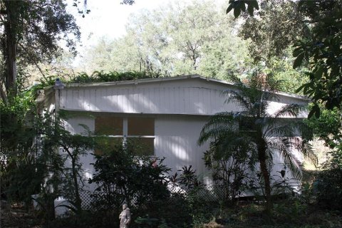 House in Geneva, Florida 2 bedrooms, 56.3 sq.m. № 1422014 - photo 12