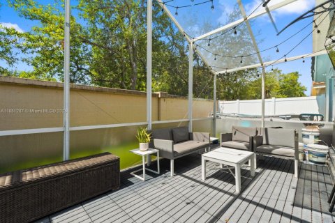 Villa ou maison à vendre à Pembroke Pines, Floride: 3 chambres, 117.24 m2 № 2019188 - photo 20