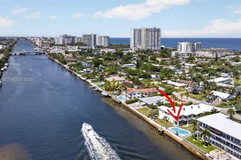 Condo in Pompano Beach, Florida, 1 bedroom  № 2077545 - photo 26