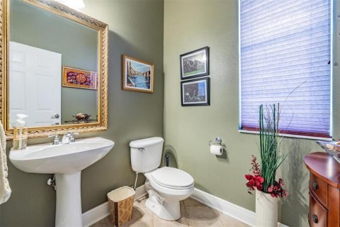 House in Wesley Chapel, Florida 5 bedrooms, 323.11 sq.m. № 1612593 - photo 18
