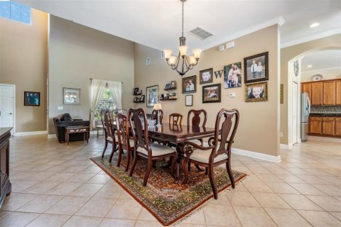 House in Wesley Chapel, Florida 5 bedrooms, 323.11 sq.m. № 1612593 - photo 7