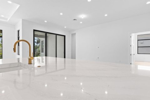 Villa ou maison à vendre à Palm Beach Gardens, Floride: 3 chambres, 277.22 m2 № 2303484 - photo 10