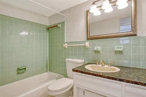 Condominio en alquiler en Sarasota, Florida, 2 dormitorios, 85.28 m2 № 1642890 - foto 23