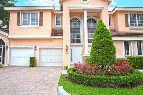 Condominio en Coral Springs, Florida, 3 dormitorios № 2154262