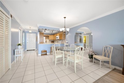 Copropriété à vendre à Belleair Beach, Floride: 2 chambres, 103.12 m2 № 2373709 - photo 10