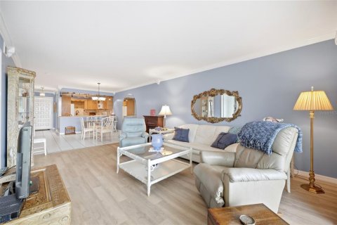 Copropriété à vendre à Belleair Beach, Floride: 2 chambres, 103.12 m2 № 2373709 - photo 5