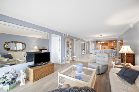 Copropriété à vendre à Belleair Beach, Floride: 2 chambres, 103.12 m2 № 2373709 - photo 7