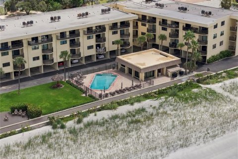 Copropriété à vendre à Belleair Beach, Floride: 2 chambres, 103.12 m2 № 2373709 - photo 26