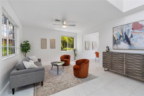 Купить виллу или дом в Корал-Спрингс, Флорида 5 спален, 265.51м2, № 1993488 - фото 16