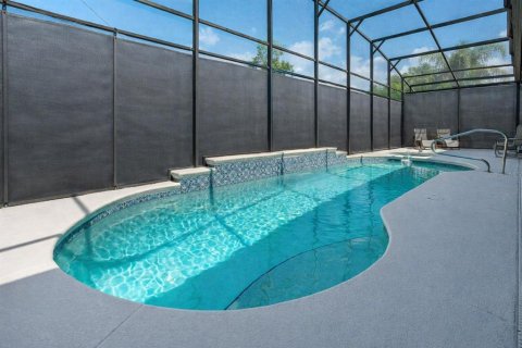 House in New Smyrna Beach, Florida 4 bedrooms, 209.03 sq.m. № 2094235 - photo 15