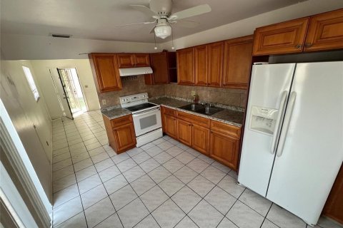 Condominio en venta en Pompano Beach, Florida, 2 dormitorios, 88.26 m2 № 2242689 - foto 20