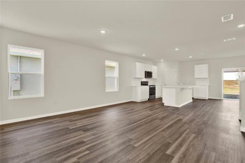 Casa en venta en Apopka, Florida, 5 dormitorios, 247.4 m2 № 1776655 - foto 11
