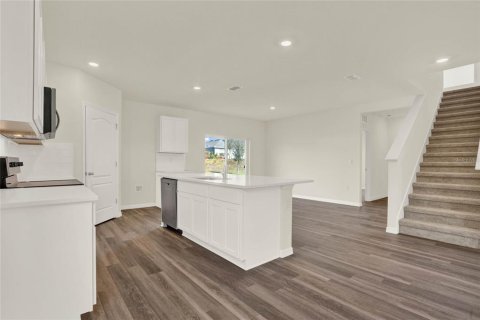 Casa en venta en Apopka, Florida, 5 dormitorios, 247.4 m2 № 1776655 - foto 12
